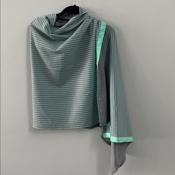 lululemon athletica Accessories - Lululemon Vinyasa Scarf